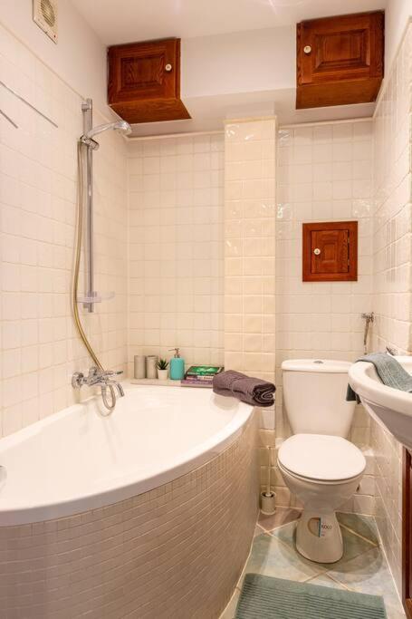 Apartament Cozy, Bright, Comfy Studio Next To The Old Town. Warszawa Zewnętrze zdjęcie